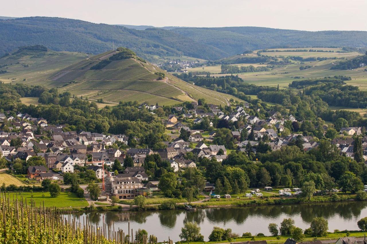 Hotel Zur Post Mulheim an der Mosel Exterior photo