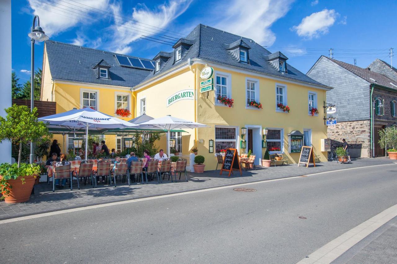 Hotel Zur Post Mulheim an der Mosel Exterior photo