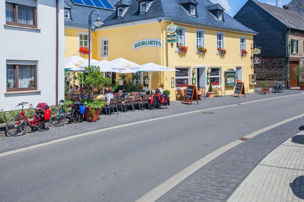 Hotel Zur Post Mulheim an der Mosel Exterior photo