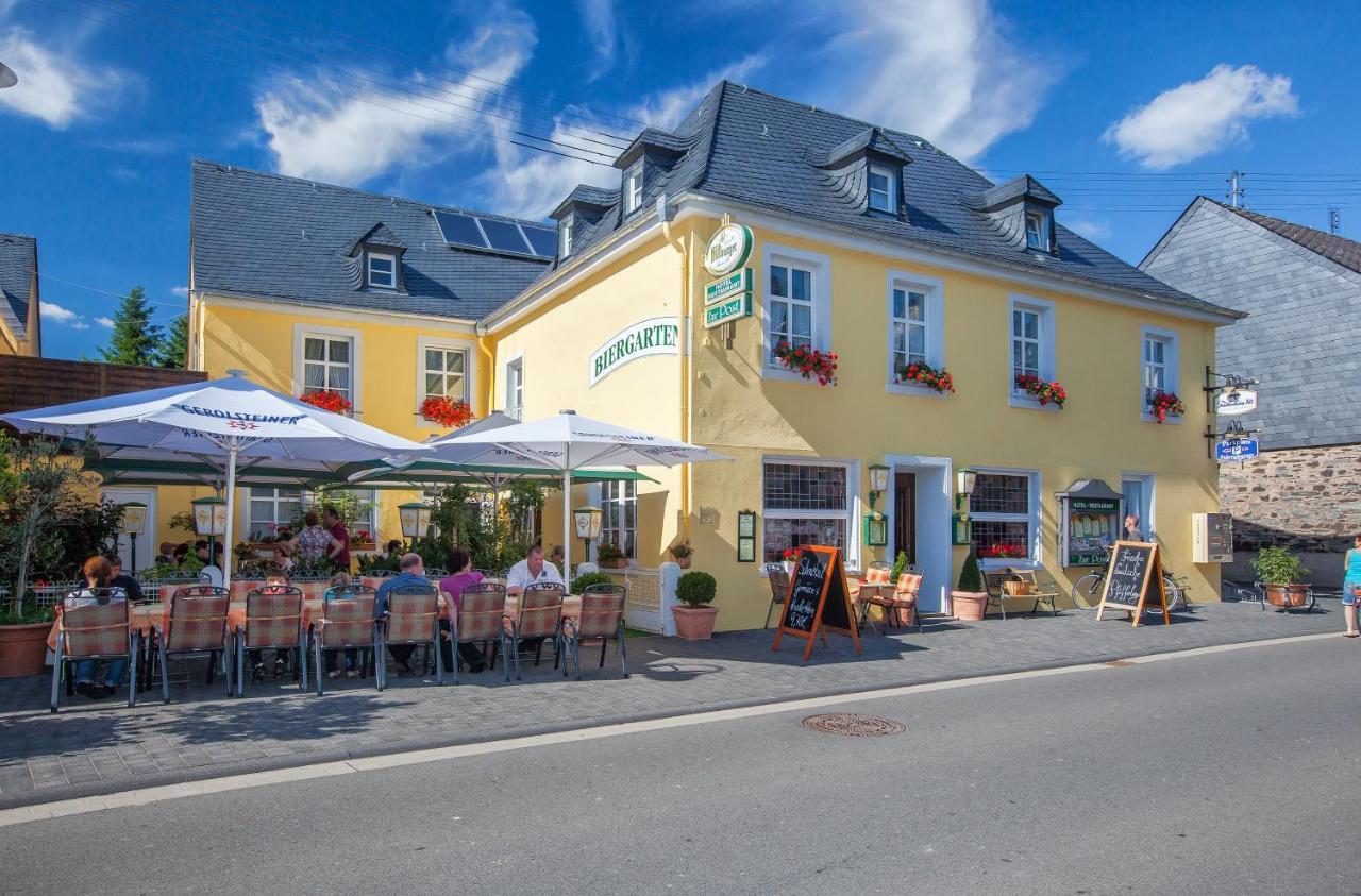 Hotel Zur Post Mulheim an der Mosel Exterior photo
