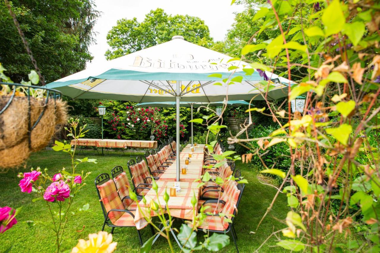 Hotel Zur Post Mulheim an der Mosel Exterior photo