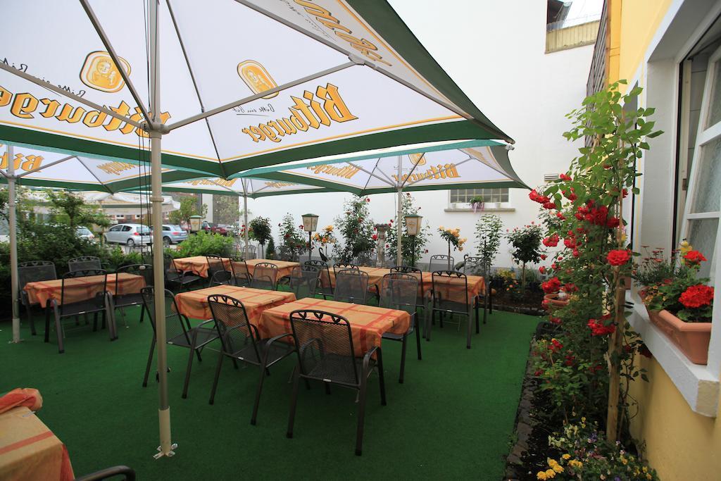 Hotel Zur Post Mulheim an der Mosel Exterior photo