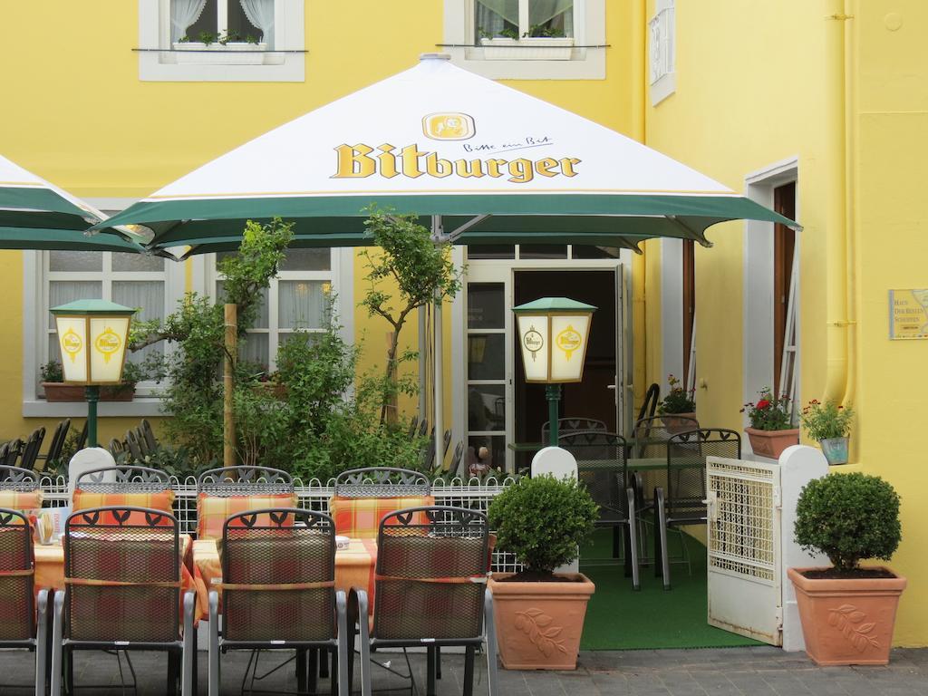 Hotel Zur Post Mulheim an der Mosel Exterior photo